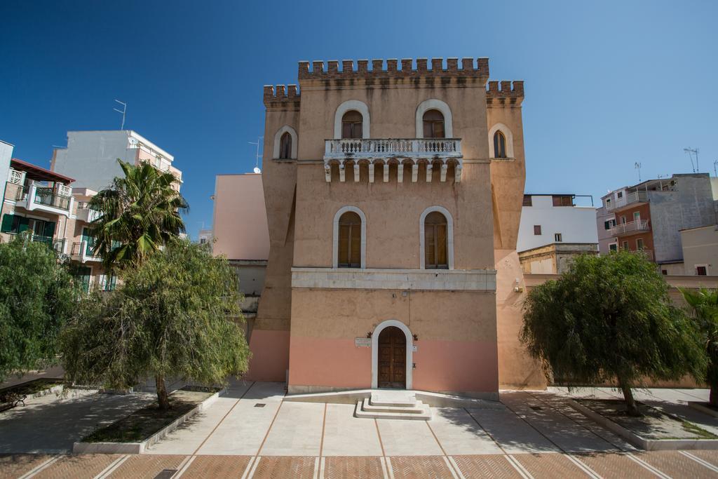 Controvento Rooms Маргерита-ді-Савоя Екстер'єр фото
